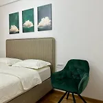 Tre Sorelle Apartment *